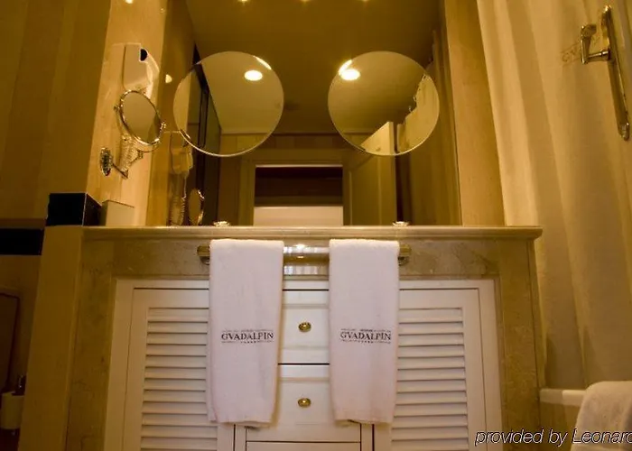 Apartament Guadalpin *