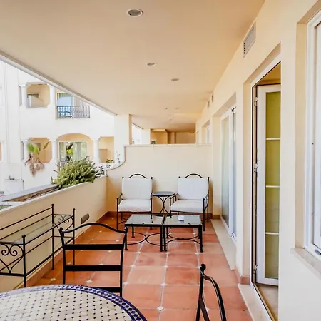 Guadalpin Apartmán *