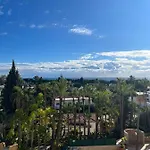 Guadalpin Apartment *