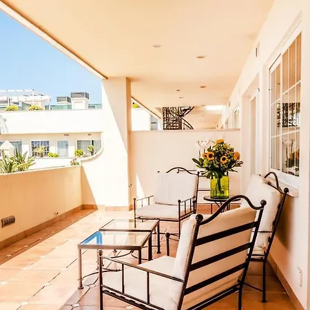 Guadalpin Apartment