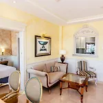 Guadalpin Apartment *